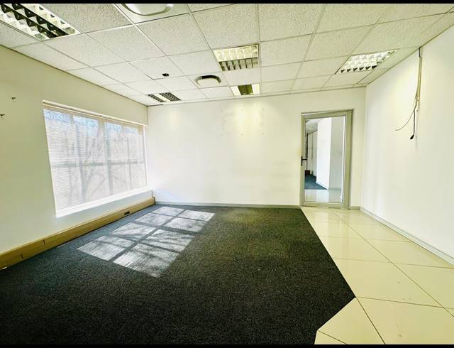 200M² OFFICE TO LET IN BRUMA